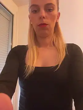 BrumeLove online show from April 15, 10:33 am