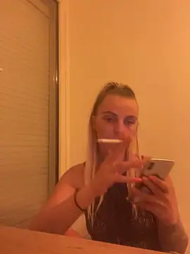 BrumeLove online show from May 23, 8:24 pm