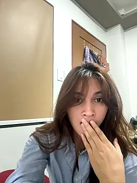 Snapshot of LanySylvia chatting on October 20, 3:01 pm LanySylvia online show from October 20, 3:01 pm