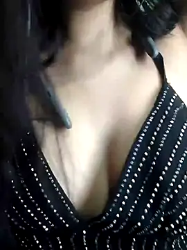 pihu099 online show from December 3, 7:45 pm