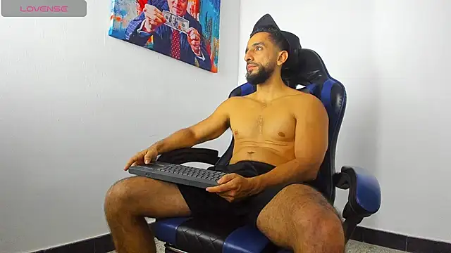 Yiyo10  online show from July 10, 2:49 am