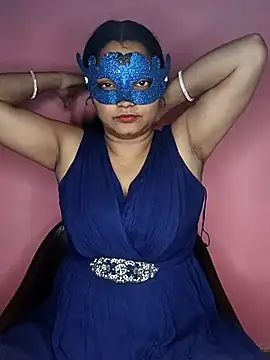 MEERAcle online show from October 26, 5:08 pm