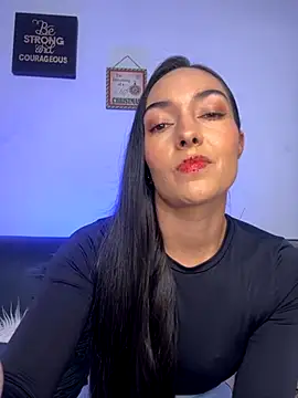 Snapshot of fetish_foot_ chatting on November 19, 3:23 pm fetish foot online show from November 19, 3:23 pm