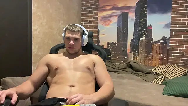 MusclePhantom online show from October 28, 10:12 pm