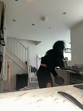 BELLABLACKXUK online show from October 15, 11:54 am