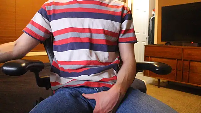 jjjjjfive online show from April 11, 2:38 am