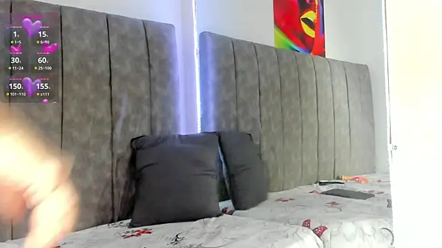 Snapshot of Lucia78couple chatting on November 13, 8:52 pm Lucia78couple online show from November 13, 8:52 pm