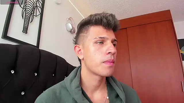 kevin ahss online show from November 26, 4:30 pm