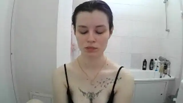 Snapshot of EdlinEngelby chatting on November 11, 7:14 pm EdlinEngelby online show from November 11, 7:14 pm