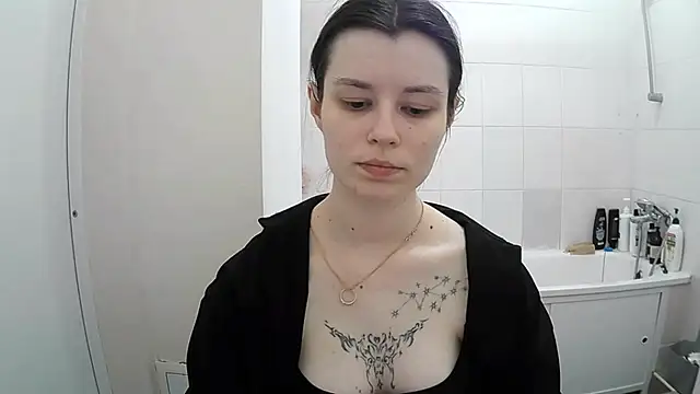 Snapshot of EdlinEngelby chatting on November 14, 8:07 pm EdlinEngelby online show from November 14, 8:07 pm