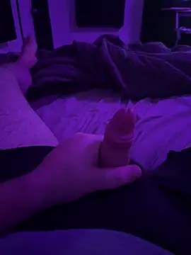 Snapshot of Cerealbs chatting on February 10, 5:00 am Cerealbs online show from February 10, 5:00 am