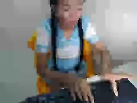 Snapshot of Mica_Jones chatting on November 21, 8:18 pm Mica Jones online show from November 21, 8:18 pm