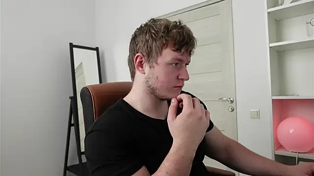 Snapshot of Richard_Dullas chatting on October 7, 7:16 am Richard Dullas online show from October 7, 7:16 am