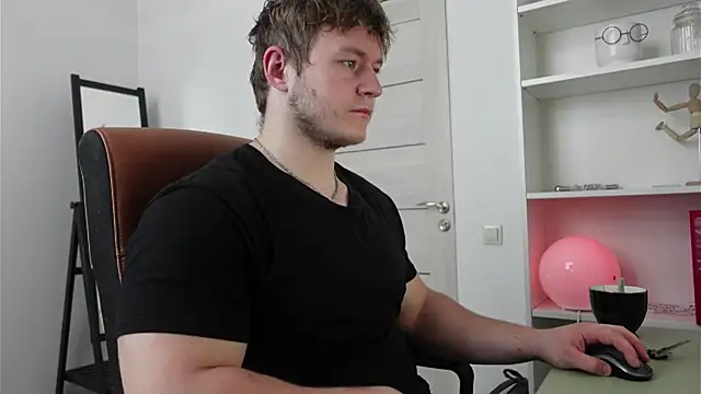 Snapshot of Richard_Dullas chatting on October 8, 10:02 am Richard Dullas online show from October 8, 10:02 am