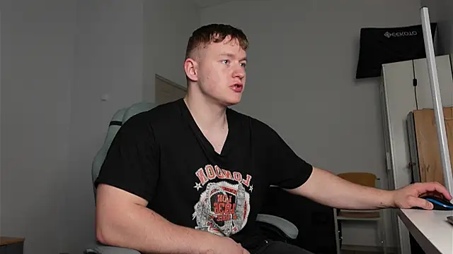 Snapshot of Richard_Dullas chatting on October 16, 6:03 am Richard Dullas online show from October 16, 6:03 am