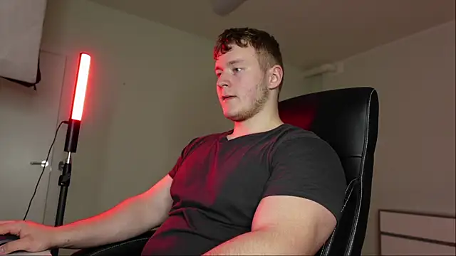 Snapshot of Richard_Dullas chatting on October 30, 3:46 pm Richard Dullas online show from October 30, 3:46 pm