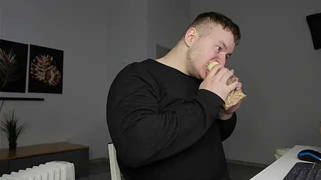 Snapshot of Richard_Dullas chatting on December 2, 1:17 pm Richard Dullas online show from December 2, 1:17 pm