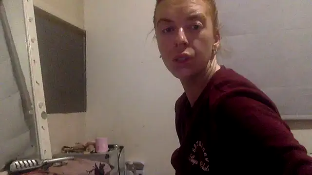 Snapshot of Bellababexox chatting on June 6, 12:16 am Bellababexox online show from June 6, 12:16 am