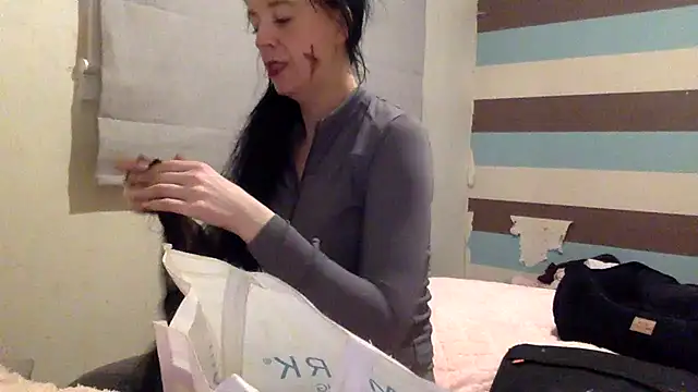 Snapshot of Bellababexox chatting on July 6, 11:51 pm Bellababexox online show from July 6, 11:51 pm