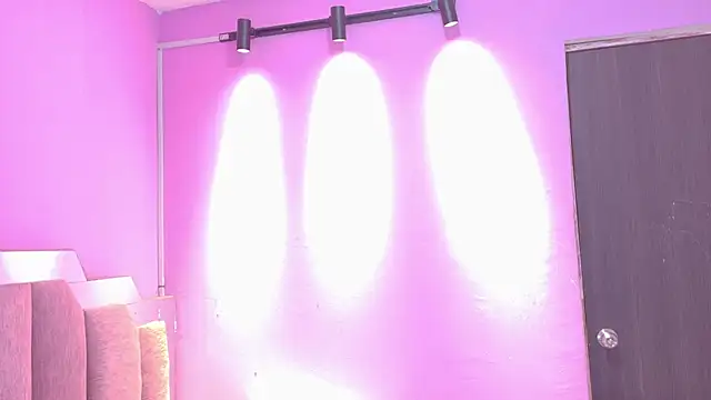 AndreaSweet2 online show from May 29, 7:56 pm