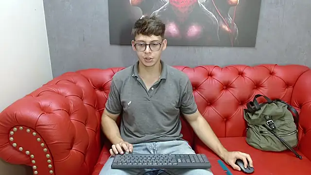 Stuart White online show from September 23, 10:13 pm