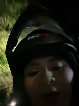 ashley-swift- online show from July 18, 2:27 am