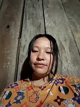 MuiNay online show from October 26, 10:15 pm