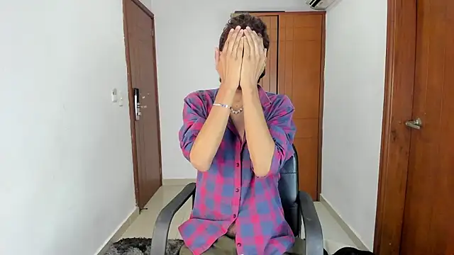 d3rke 666 online show from March 25, 5:35 am