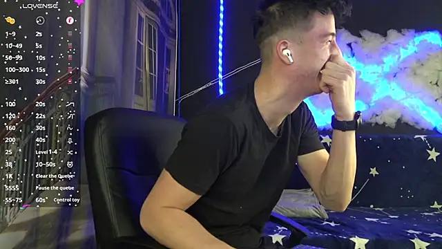 SirReed online show from December 3, 3:58 am