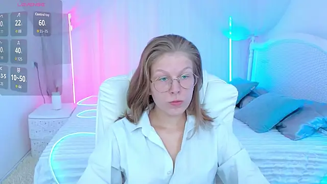 Lilly Belly online show from September 13, 12:38 pm
