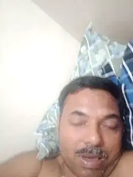 Snapshot of pawansai10@xh chatting on October 21, 6:52 pm pawansai10xh online show from October 21, 6:52 pm
