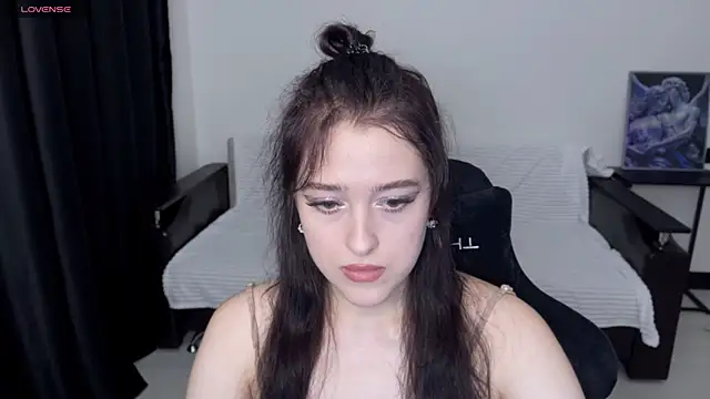 Snapshot of Sunshine_J chatting on October 9, 1:42 pm Sunshine J online show from October 9, 1:42 pm