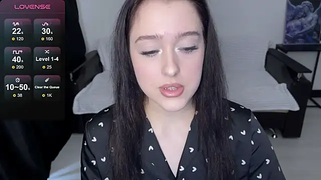 Snapshot of Sunshine_J chatting on October 21, 8:37 am Sunshine J online show from October 21, 8:37 am