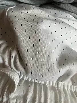 Snapshot of Thomas3325 chatting on November 10, 9:41 am Thomas3325 online show from November 10, 9:41 am