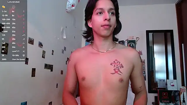 DannyPhantom555 online show from October 27, 4:44 pm