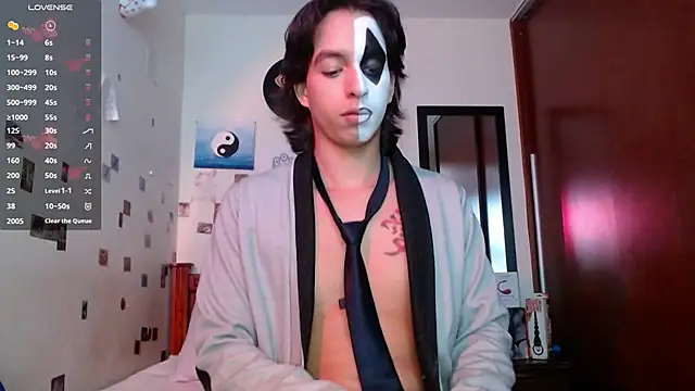 DannyPhantom555 online show from October 31, 7:48 pm