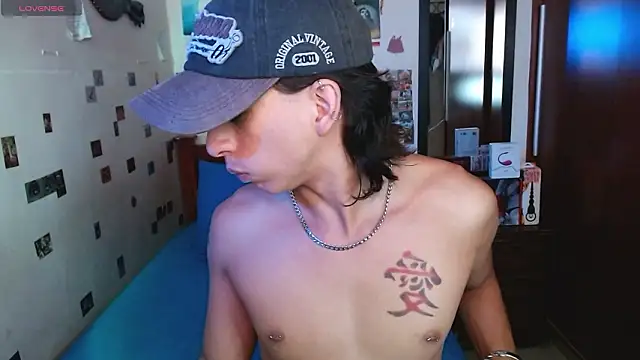 DannyPhantom555 online show from March 22, 8:01 pm