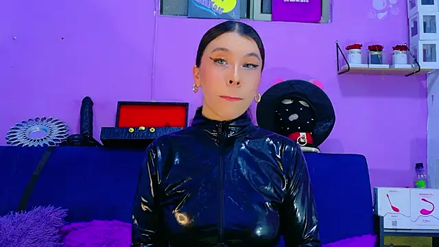 CristalRose online show from March 23, 8:35 pm