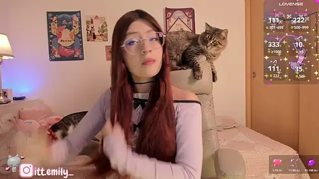 emily uwu0 online show from March 12, 1:34 am