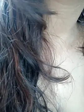 Hott Muskan online show from September 26, 10:41 am