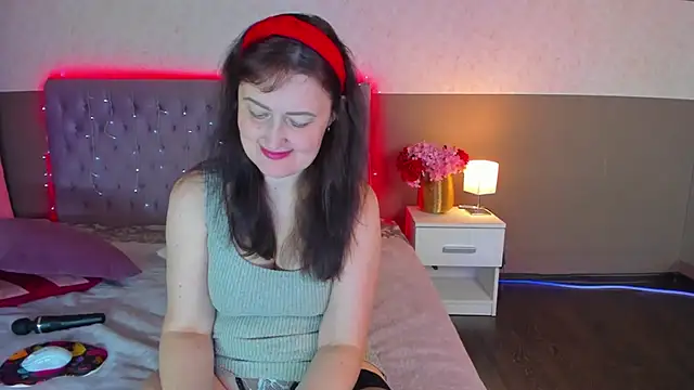 NathalyStars online show from March 4, 1:39 pm