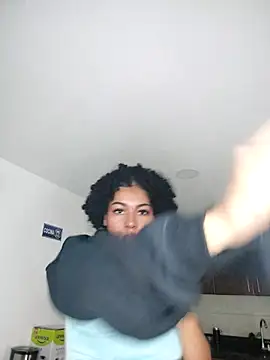 Snapshot of delaylacruz chatting on October 12, 12:04 pm delaylacruz online show from October 12, 12:04 pm