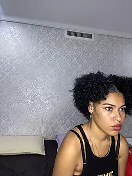 Snapshot of delaylacruz chatting on November 26, 1:17 am delaylacruz online show from November 26, 1:17 am