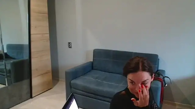ArthurAndMonica online show from September 11, 5:29 am