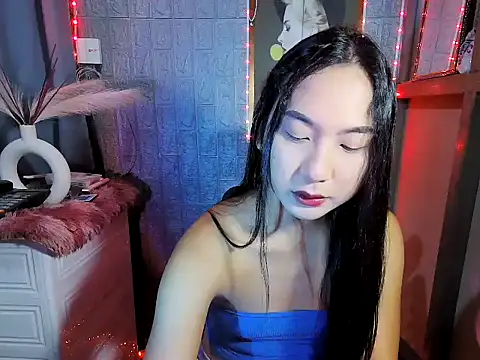 Snapshot of Nathalie_Smith19 chatting on April 25, 1:36 pm Nathalie Smith19 online show from April 25, 1:36 pm