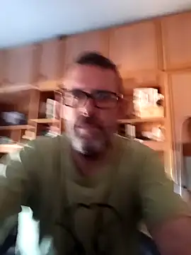 gigolobcn online show from April 4, 4:59 pm