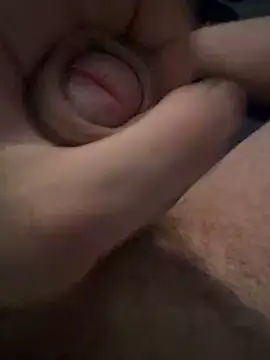 Snapshot of Lukaserndt chatting on November 29, 1:58 pm Lukaserndt online show from November 29, 1:58 pm