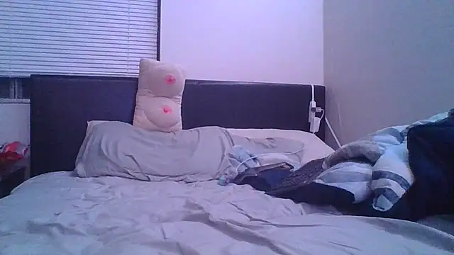 Snapshot of Eclipticice94 chatting on September 27, 6:40 am Eclipticice94 online show from September 27, 6:40 am