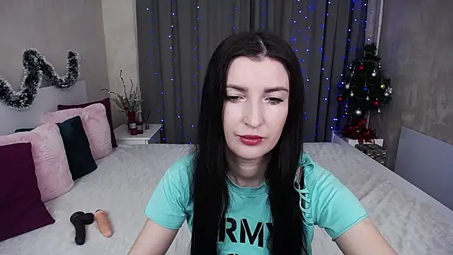 EvelinCuper online show from December 20, 6:20 am