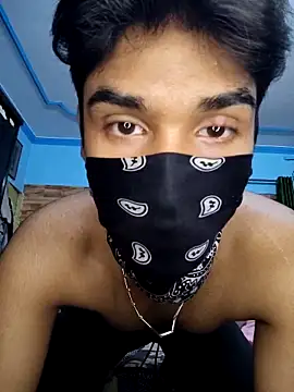 Snapshot of Drakyguy chatting on November 26, 2:07 pm Drakyguy online show from November 26, 2:07 pm